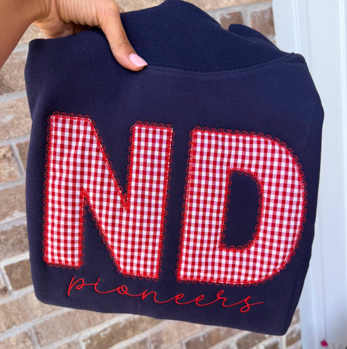 Custom School Mockneck | Crewneck Sweatshirt | Highschool & University